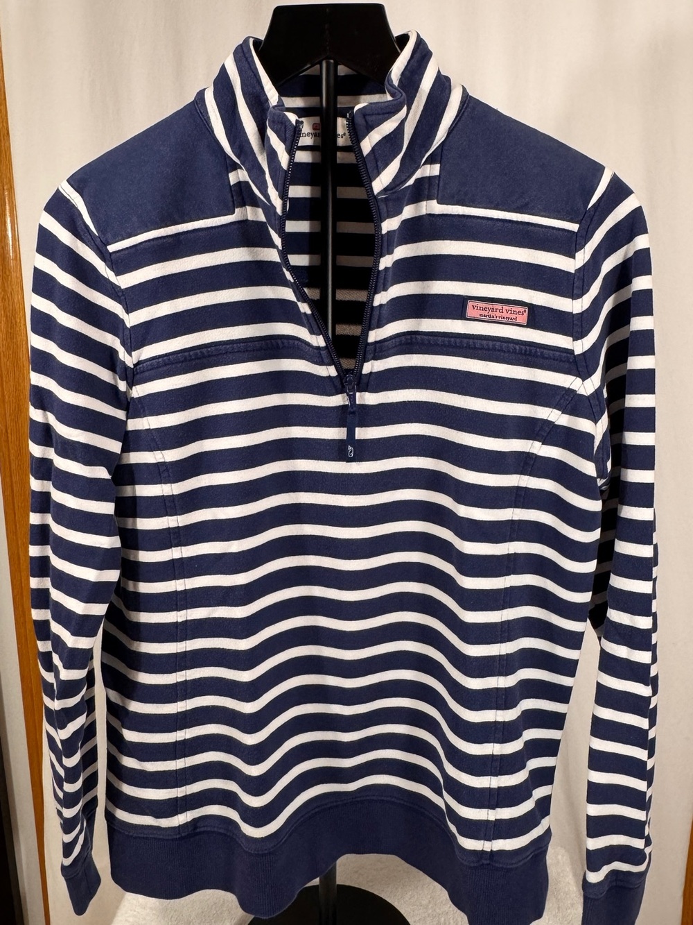 Vineyard Vines WOMEN’S Navy and White Striped Quarter-Zip Pullover